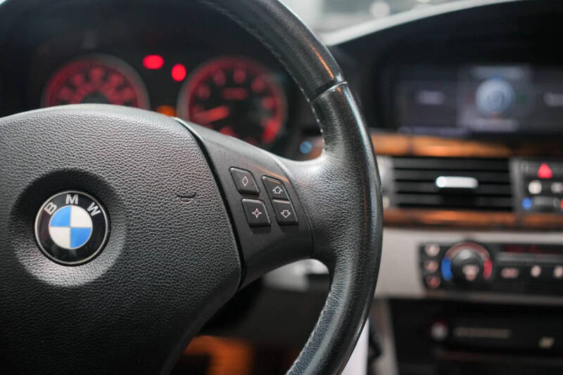 2006 BMW 3 Series 330i