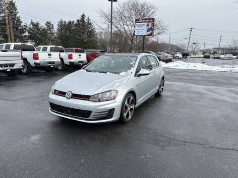 2017 Volkswagen Golf GTI Sport
