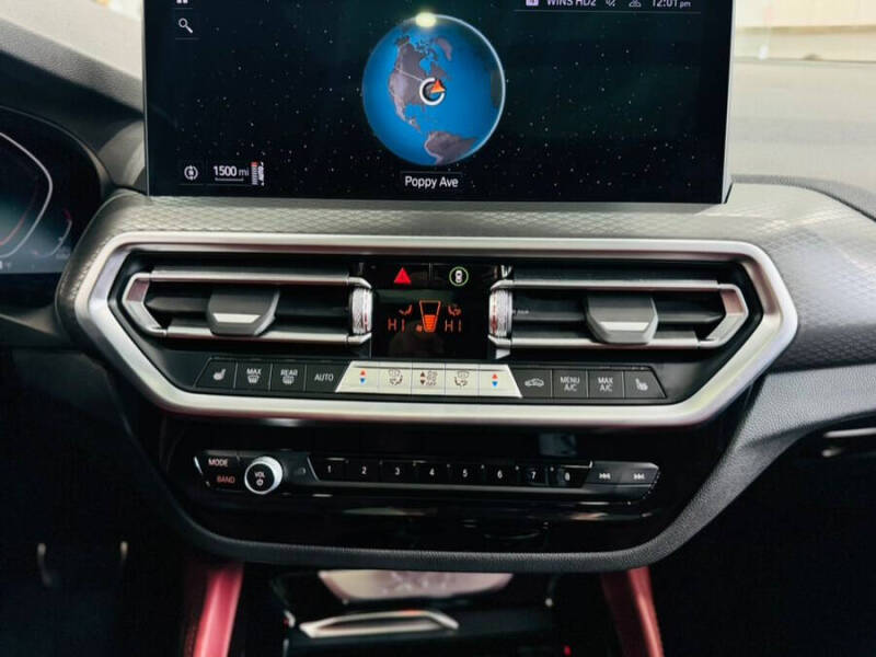 2024 BMW X4 xDrive30i