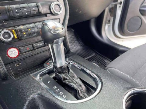 2015 Ford Mustang EcoBoost Premium