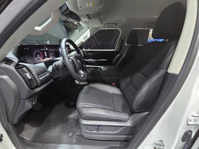 2025 Nissan Armada SV