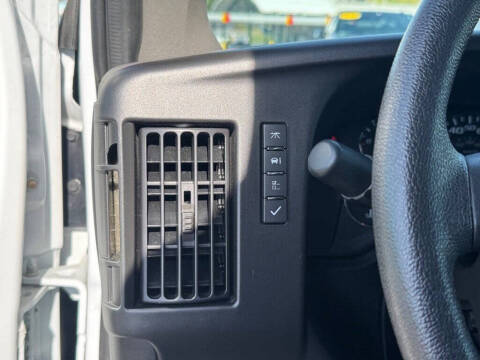 2023 GMC Savana 2500