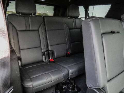 2024 Chevrolet Suburban RST