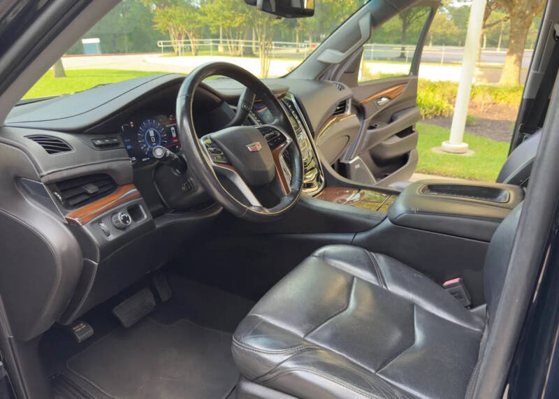 2019 Cadillac Escalade ESV Luxury