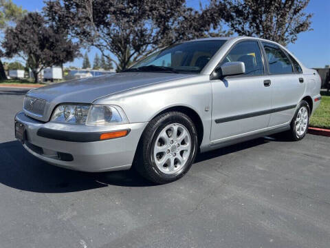 2002 Volvo S40