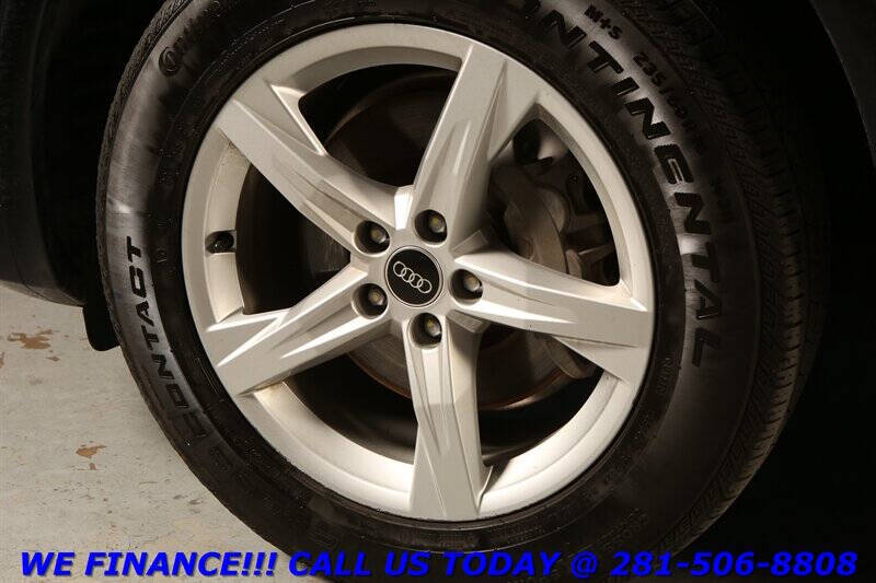 2023 Audi Q5 quattro Premium 40 TFSI