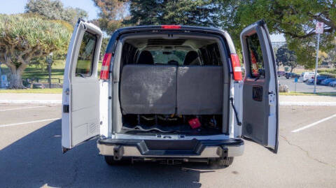 2015 GMC Savana LS 3500