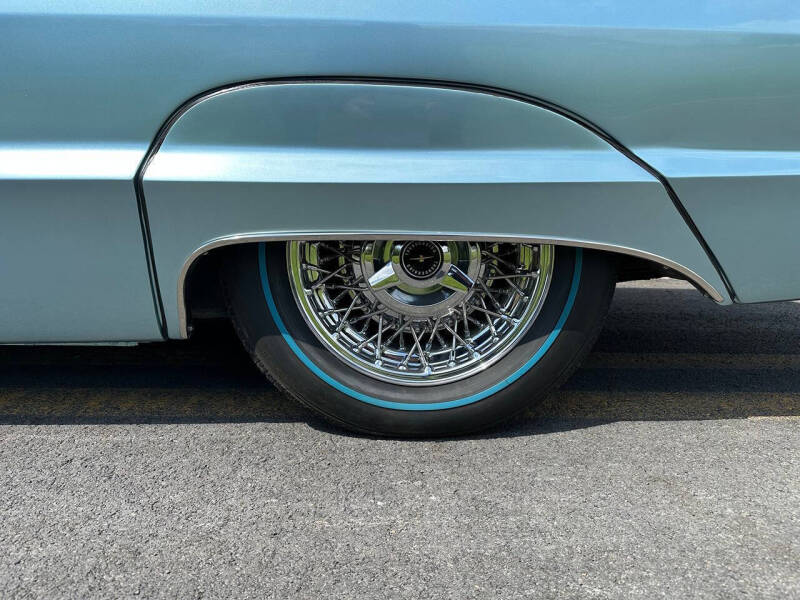 1966 Ford Thunderbird