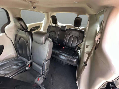 2018 Chrysler Pacifica Touring L