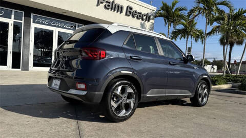 2022 Hyundai Venue Limited