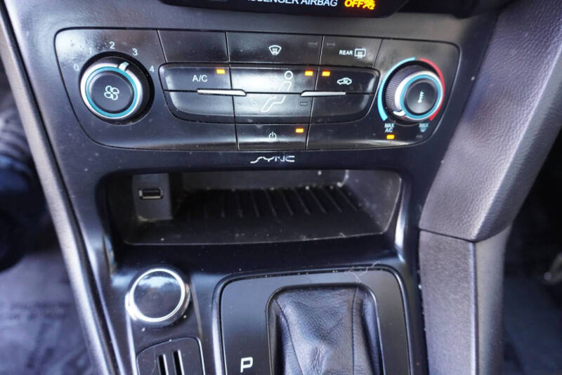 2016 Ford Focus S