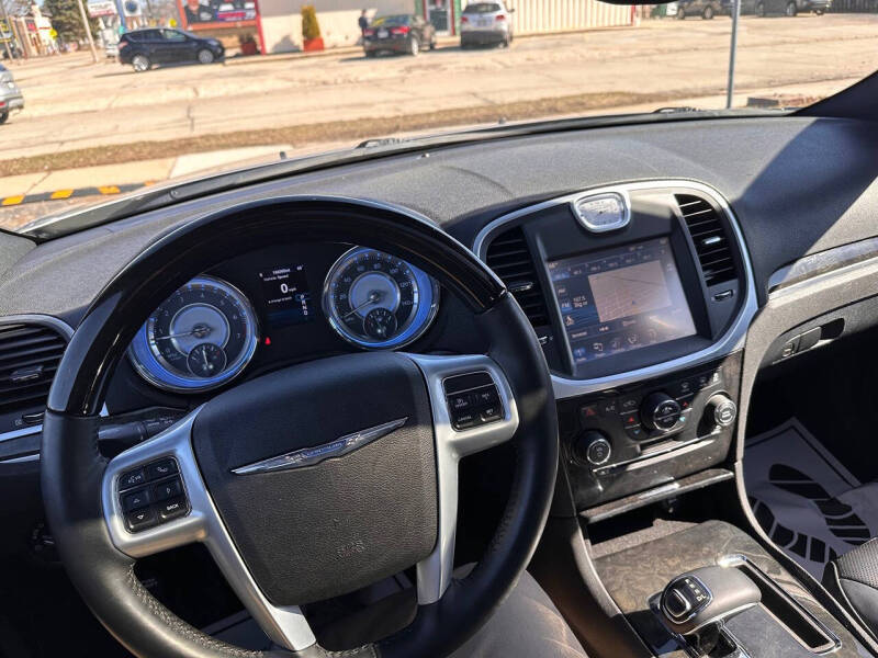 2014 Chrysler 300 C