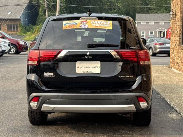 2017 Mitsubishi Outlander ES