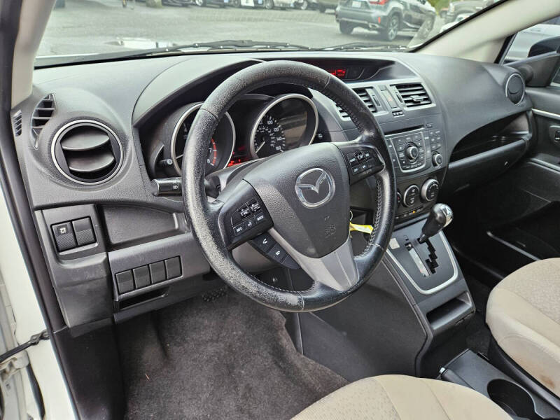 2012 Mazda MAZDA5 Touring