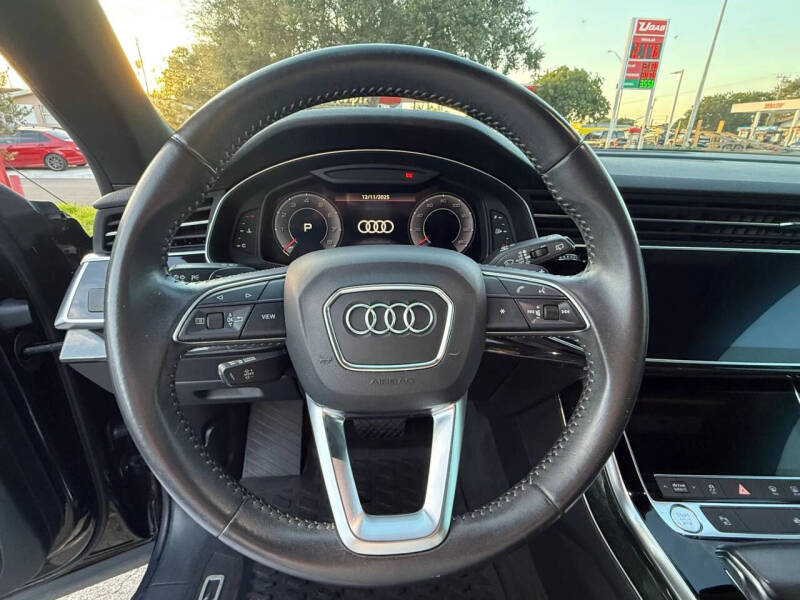 2019 Audi Q8 quattro Premium Plus 55 TFSI