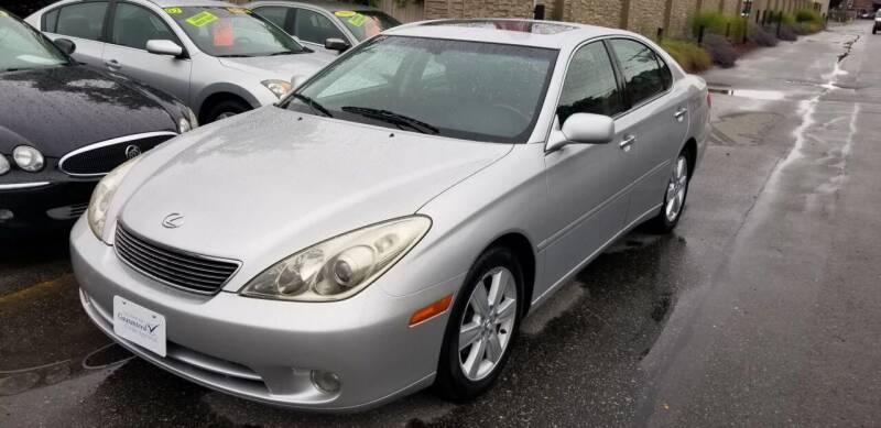 2005 Lexus ES 330 for sale at Howe's Auto Sales in Lowell MA