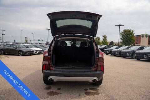 2021 Ford Escape SEL