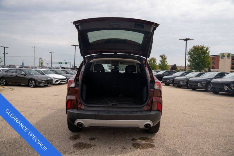 2021 Ford Escape SEL