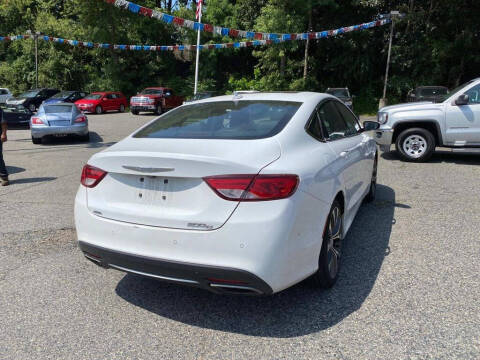 2015 Chrysler 200 C