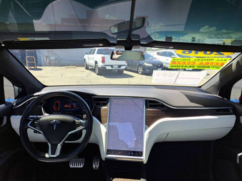 2016 Tesla Model X 90D
