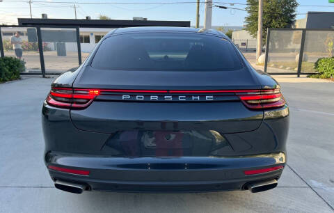 2019 Porsche Panamera