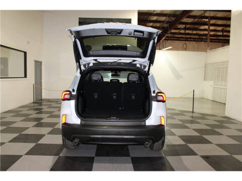 2025 Ford Escape ST-Line Select