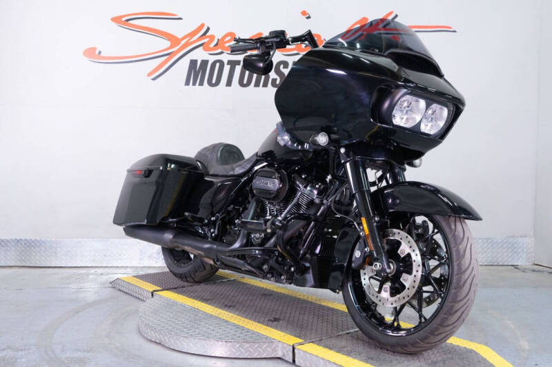 2021 Harley-Davidson Road Glide Special
