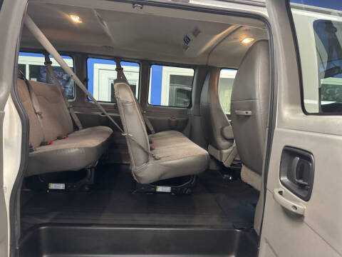 2015 Chevrolet Express LS 2500