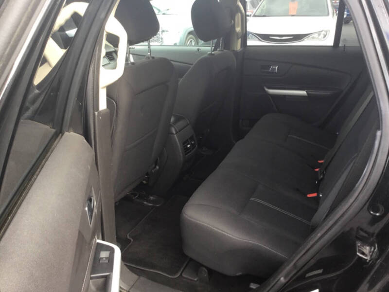 2013 Ford Edge SE