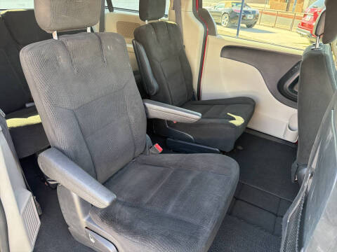 2016 Dodge Grand Caravan SXT Plus