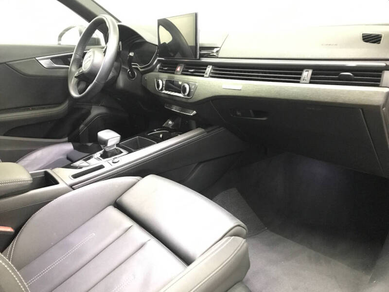 2022 Audi A4 quattro S line Prem Plus 45 TFSI