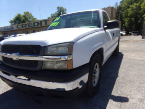 2004 Chevrolet Silverado 1500 LS