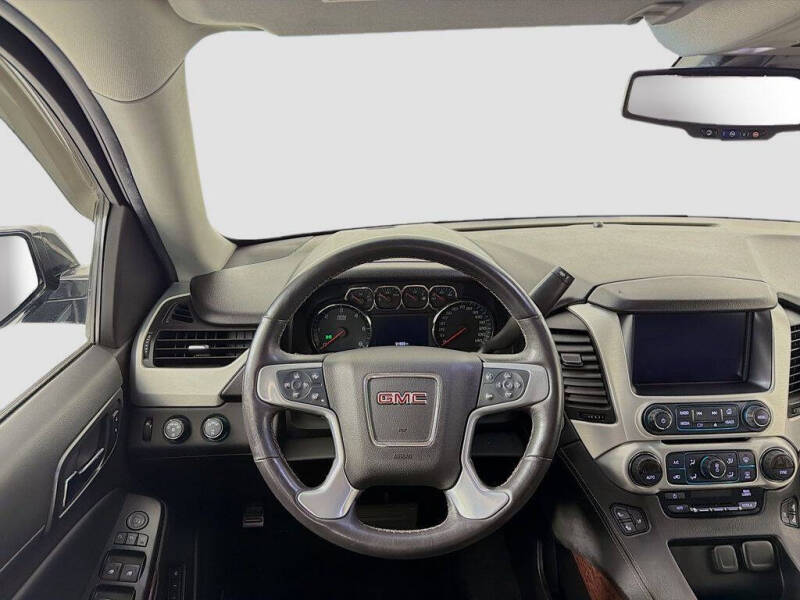 2017 GMC Yukon SLT