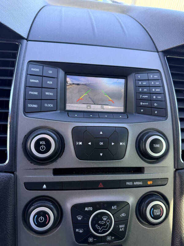 2016 Ford Taurus SEL