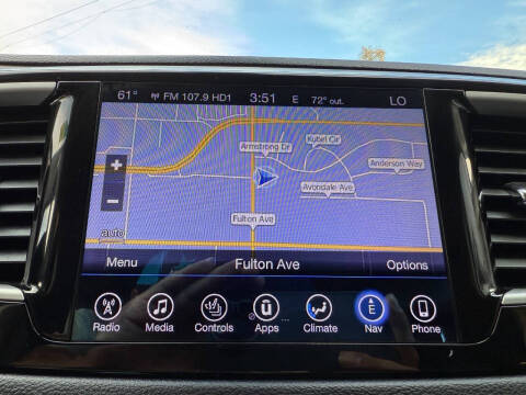 2017 Chrysler Pacifica Touring-L