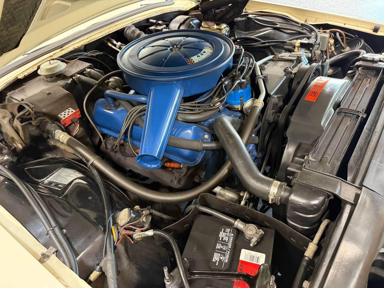 1967 Ford Thunderbird 51
