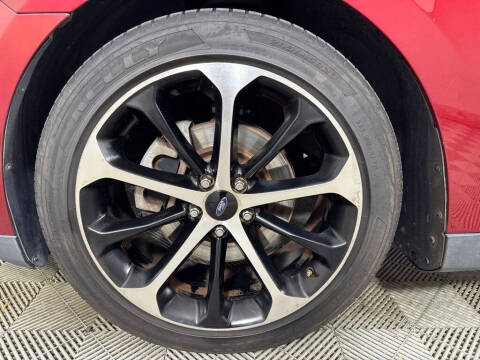 2015 Ford Taurus SEL