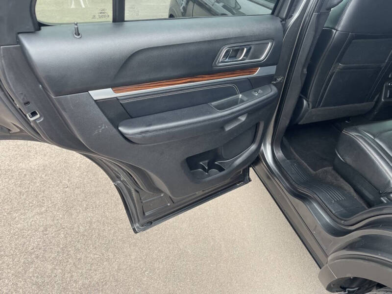 2017 Ford Explorer Limited