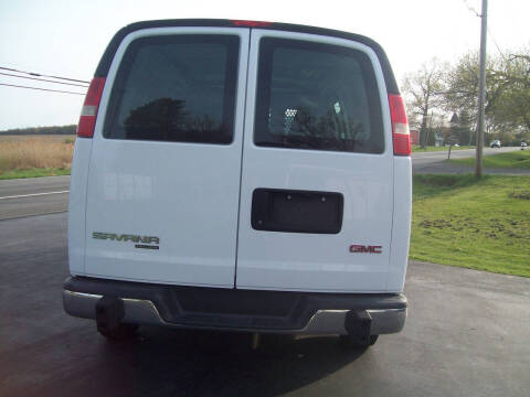 2016 GMC Savana 2500