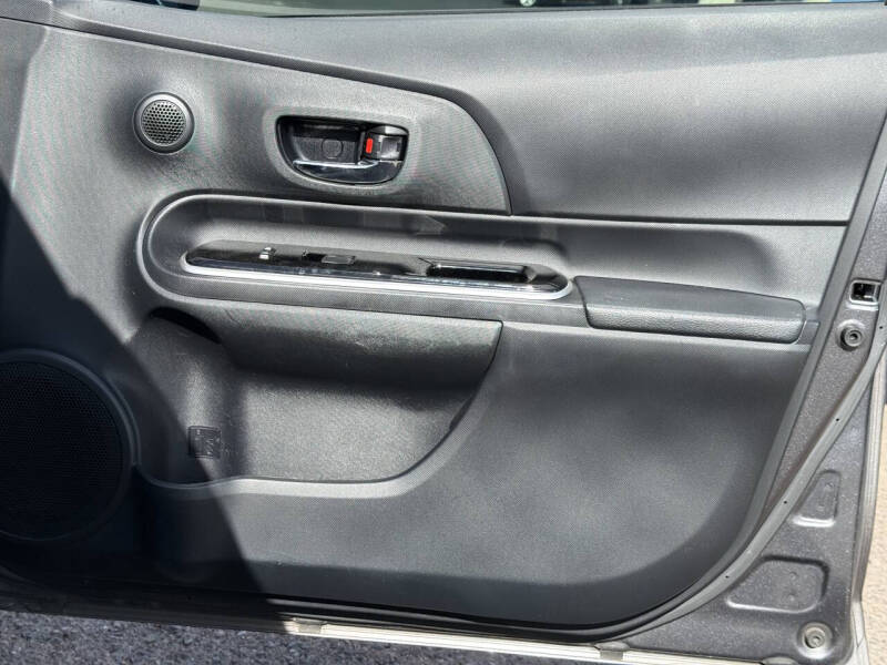 2017 Toyota Prius c Three