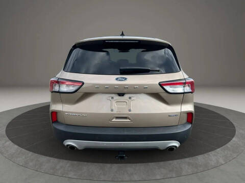 2020 Ford Escape Hybrid Titanium