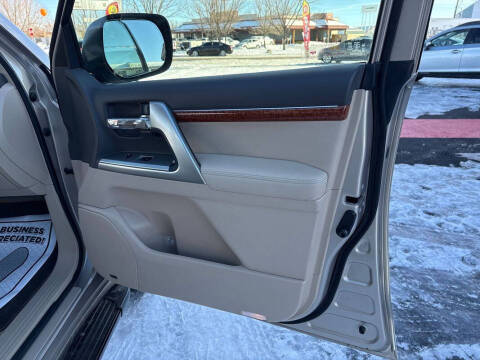 2014 Toyota Land Cruiser