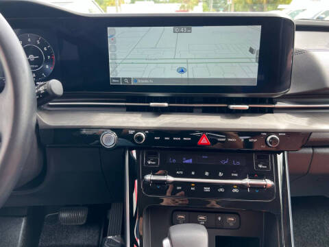 2024 Kia Carnival SX