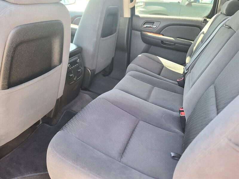 2009 Chevrolet Avalanche LS