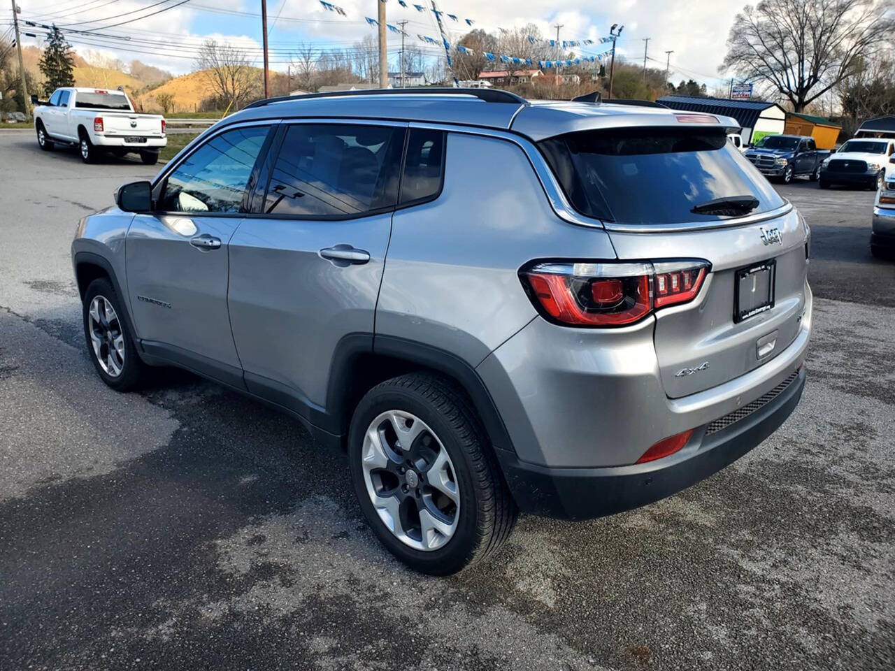 2019 Jeep Compass for sale at Auto Energy in Lebanon, VA