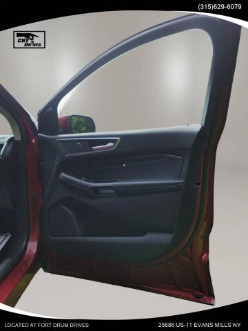 2017 Ford Edge Titanium