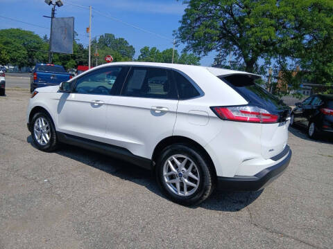 2022 Ford Edge SEL