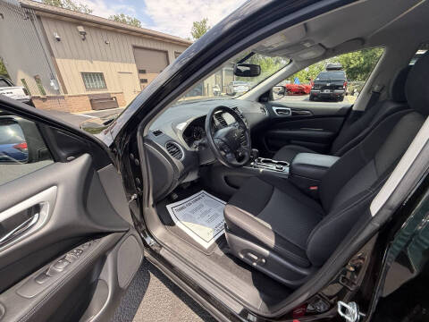 2019 Nissan Pathfinder SV