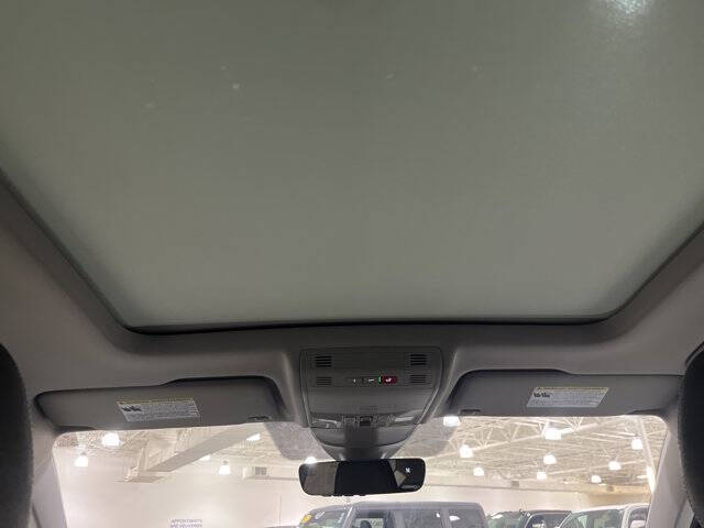 2026 Volkswagen Taos SE 4Motion