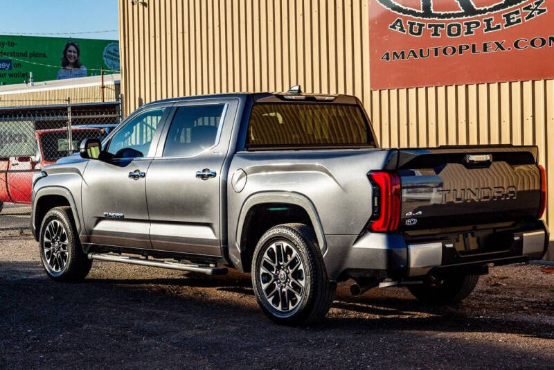 2024 Toyota Tundra Limited HV